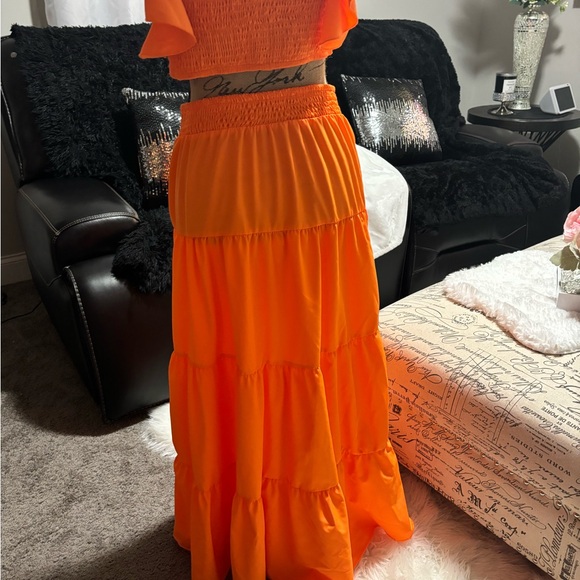 AFEWGKID
Women's Trendy Mid Waist Sling Swing Skirt Set Size |M|NEW!! - Picture 16 of 16